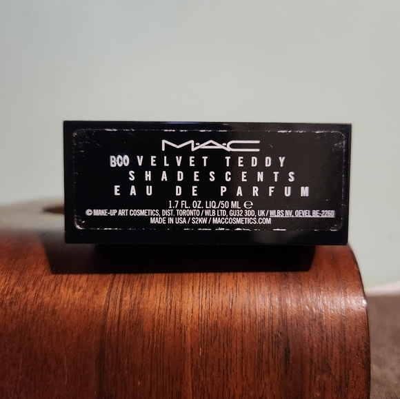MAC Velvet Teddy Shadescents 50ml Eau De Parfum - Picture 3 of 3